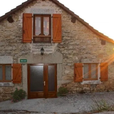 House Du Quart Casa de Férias Benonces