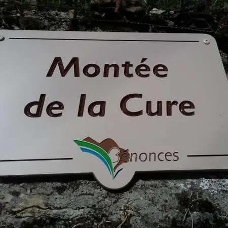 House Du Quart Benonces